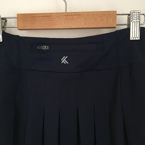 Pleated athletic skort - Navy - Picture 4 of 6